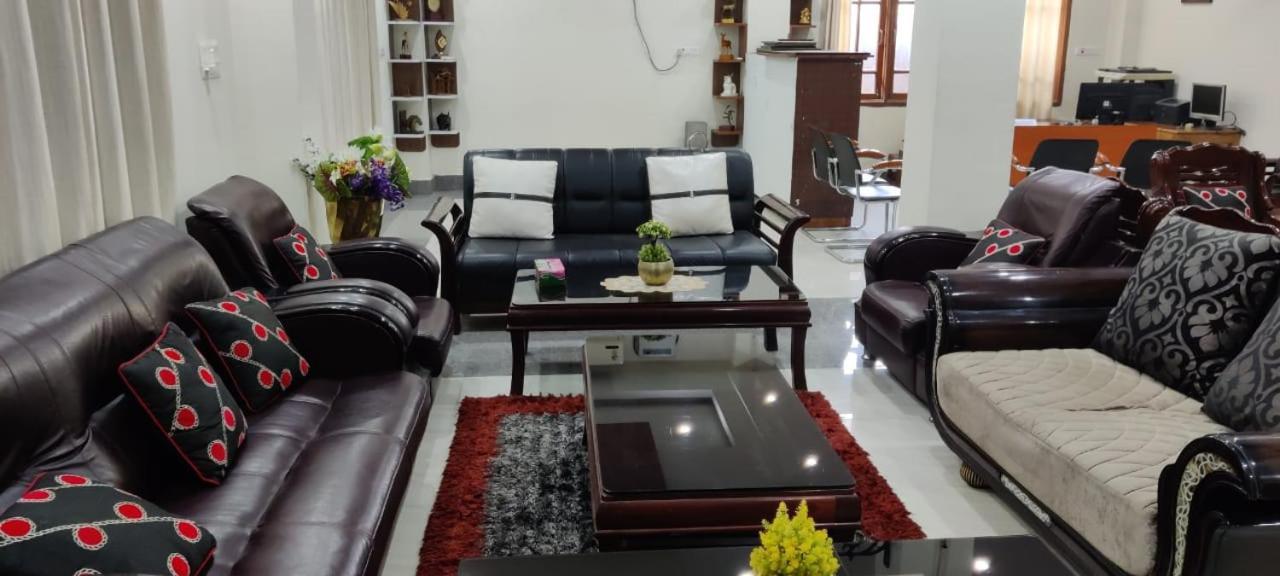 Iranyai Homestay Imphal Exterior photo