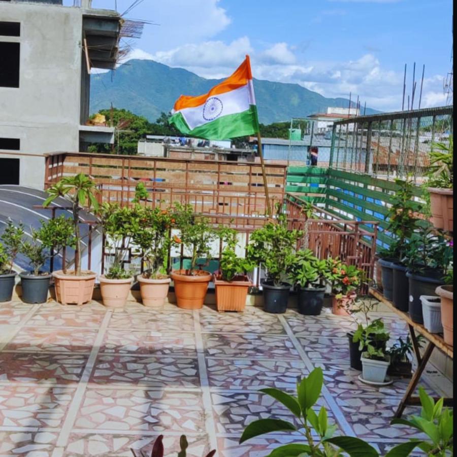 Iranyai Homestay Imphal Exterior photo